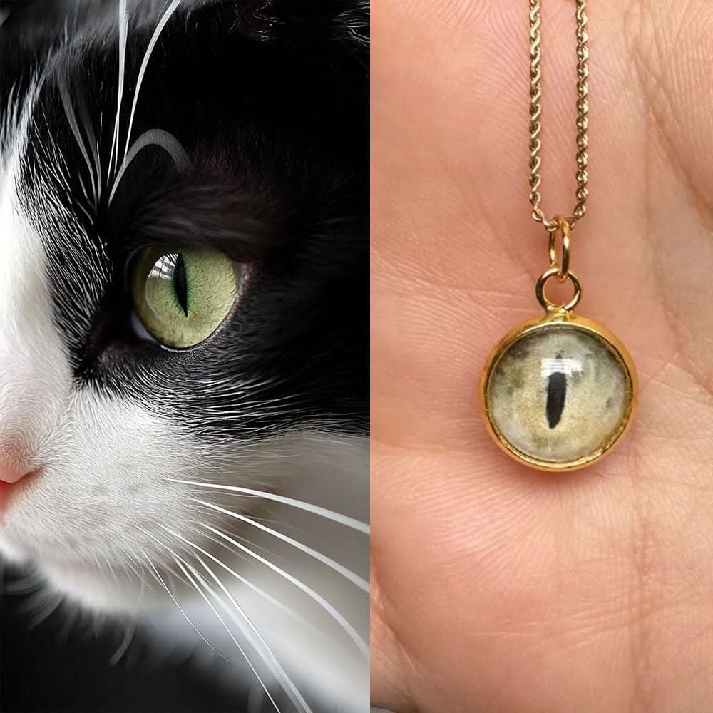 Elegant custom cat eye necklace showcasing exquisite craftsmanship and unique design for personalized jewelry lovers.